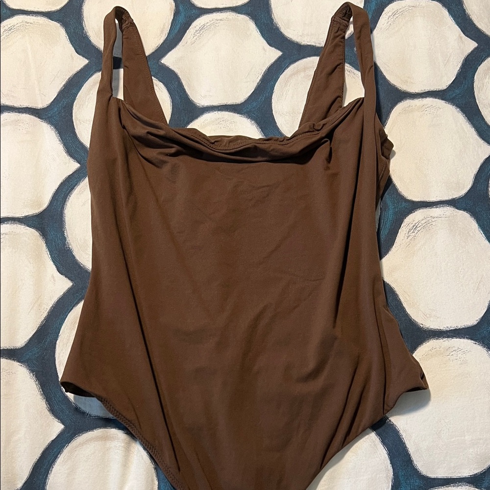 SKIMS Fits Everybody Square Neck Bodysuit